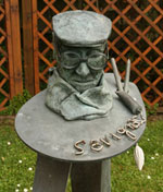 Buste de Raymond Savignac, Villa Montebello, Trouville